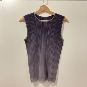 PLEATS PLEASE ISSEY MIYAKE DEGRADE' TOP